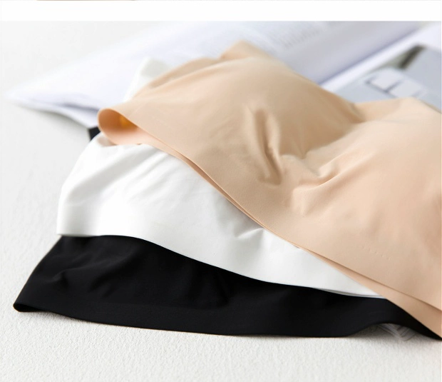 Áo quây lụa băng áo ngực không có dây đai vô hình ngực ống ngực chống ánh sáng đáy áo ngực không có dây