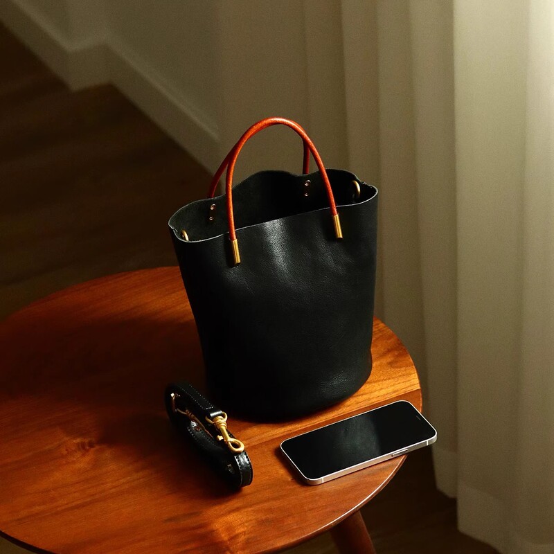 Japanese-Style Niche Original Design Green Bucket Bag for Women, Textured Pu Leather Handbag, Summer Faux Leather Women's Bag Japanese-Style Niche Original Design Green Bucket Bag for Women, Textured Pu Leather Handbag, Summer Faux Leather Women's Bag