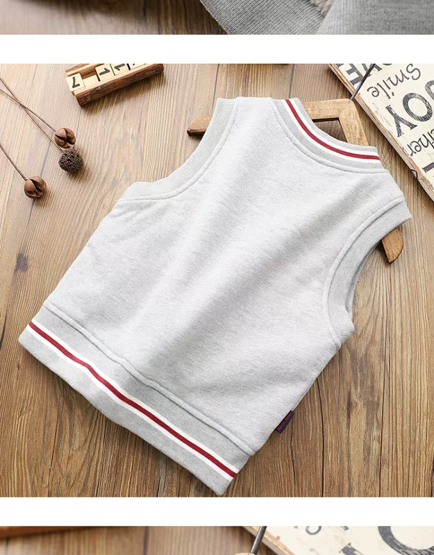 Mùa thu 2018 trẻ em mới cộng với áo nhung trong bộ đồ bé trai cotton dày dày ấm áp không tay áo vest vest