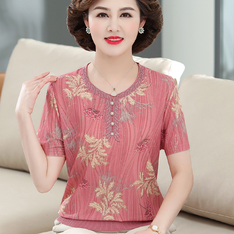 Mother's Clothing Round Neck Ice Silk Short-Sleeved Summer T-Shirt for Middle-Aged Women Aged 40-50, Thin Top for Middle-Aged and Elderly, Large Size T-Shirt Mother's Clothing Round Neck Ice Silk Short-Sleeved Summer T-Shirt for Middle-Aged Women Aged 40-50, Thin Top for Middle-Aged and Elderly, Large Size T-Shirt