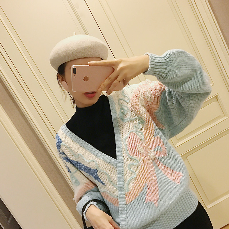 Vimos ■ SPOT RETRO REFINED HAND NAIL BEADS V COLLAR LONG SLEEVE WOOLEN SWEATSHIRT WOMAN