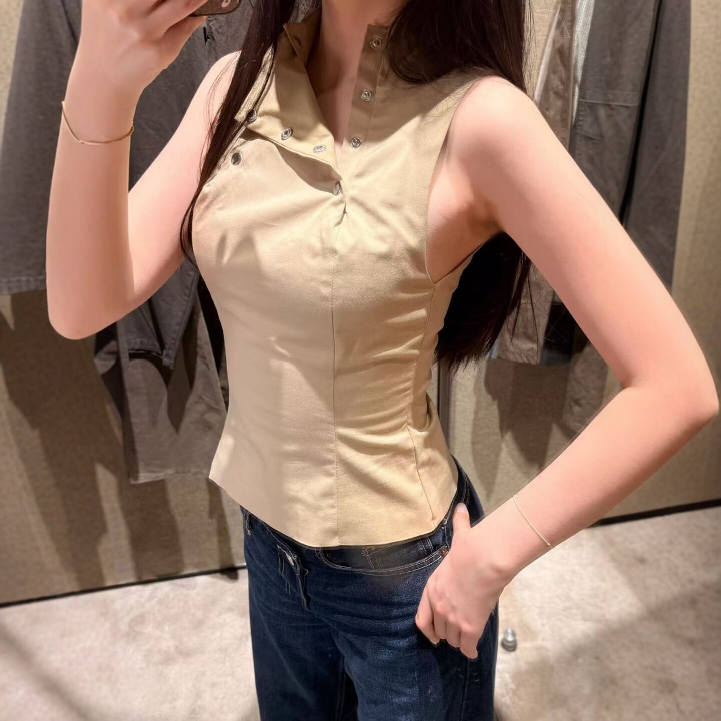 ZA外貿出口女裝新款美式復古無袖微修身紐扣飾彈力上衣 3067055|背心吊帶|ETMall東森購物網