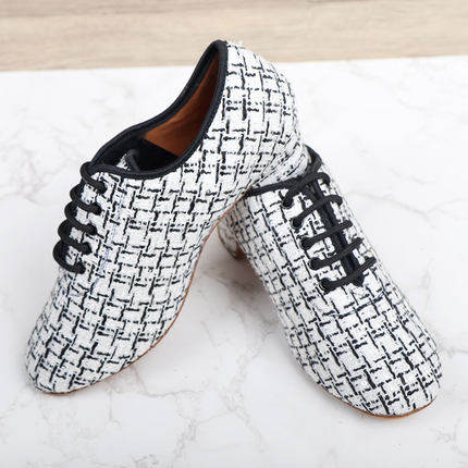 New Dan Baoluo female Latin soft-soled dance shoes teacher square dance national standard dance shoes modern dance dance shoes