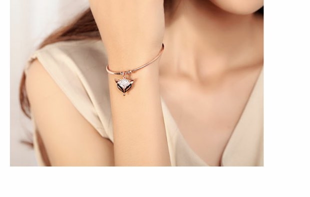 Garnet Red Rope Cặp đôi Trang sức Chuông chuông Mật ong Nữ Hàn Quốc Sinh viên đơn giản Mori Pearl Bracelet Bracelet vòng tay tinh lâm