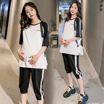 Pregnant women summer suit spring and summer new 2021 loose short-sleeved T-shirt belly pants two-piece set tide mom net red foreign style