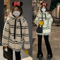 Maternity coat autumn and winter new style lamb wool thickened warm hooded top cotton coat winter loose two-piece suit