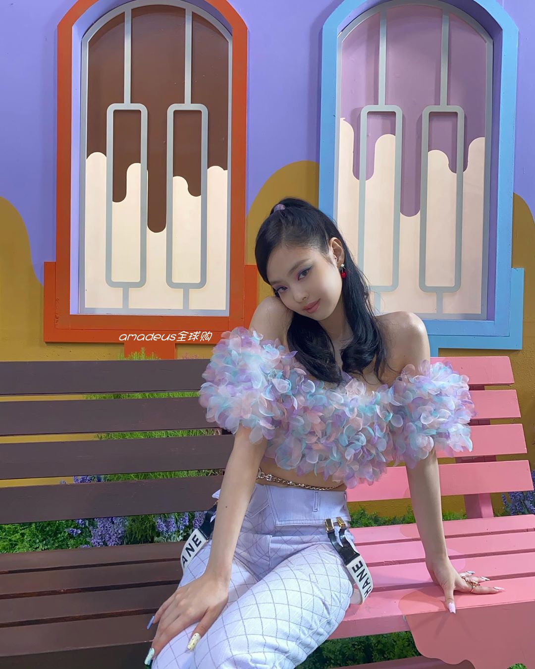 Jennie同款Lirika Matoshi 欧根纱花瓣露脐短上衣评价- 淘宝网