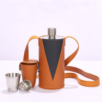 Thickened German high-grade 304 stainless steel portable outdoor portable small flagon flat wine bottle with kettle
