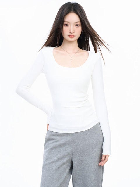 2025 Korean Style U-Neck Long-Sleeve T-Shirt for Women, Spring, Autumn, and Winter, Sexy Tight-Fitting Low-Neck Exposed Collarbone Inner Layer Base Shirt Top