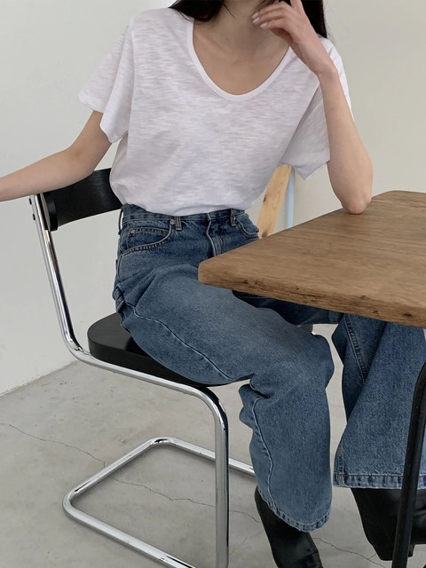 Relaxed Fit Thin V-Neck Short-Sleeve White T-Shirt for Women, Summer Loose Bamboo Cotton Simple Casual Lazy Top