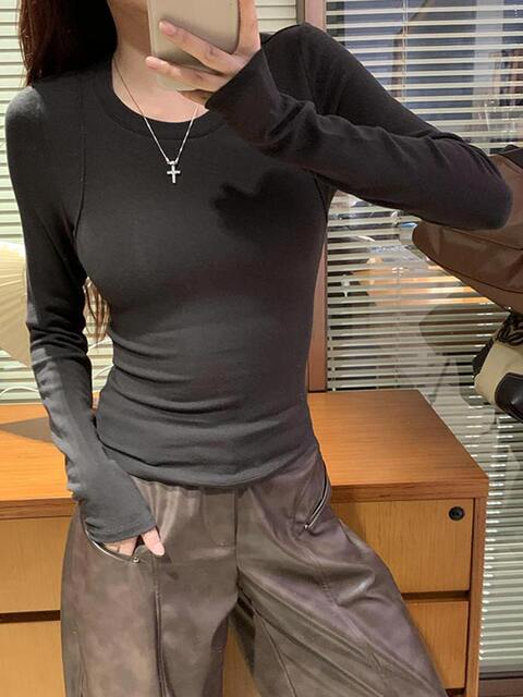 Thickened Shoulder-Padded Inner Wear That Can Be Worn Outside, Slim-Fit Top for Women, Autumn and Winter Design, Niche Style, Slimming, Brushed Fabric Base Layer