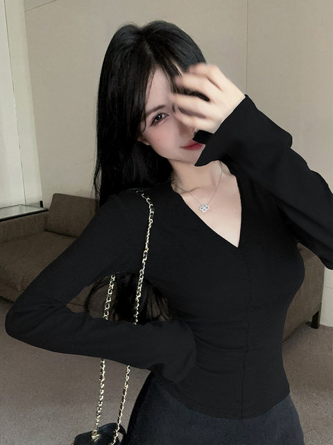 Flared Sleeve Spicy Girl V-Neck Long-Sleeve T-Shirt for Women, New Autumn and Winter Slim Fit Versatile Knit Base Layer Top