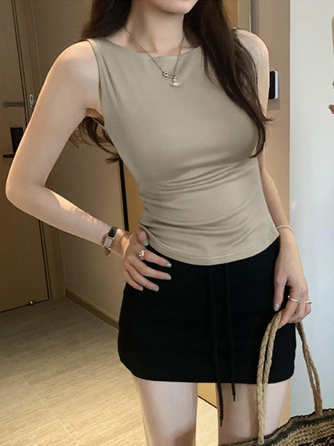 Beautiful and Stylish Off-The-Shoulder Sleeveless Tank Top for Women, Summer 2025 New Style, Trendy and Slimming Short T-Shirt for Outerwear