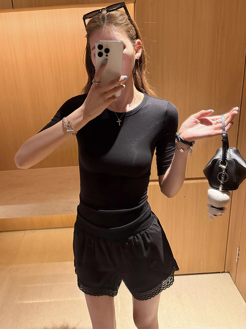 American Style Spicy Girl Round Neck Long Sleeve T-Shirt for Women, Summer Thin Style, Light Luxury, High-End Feel, Simple and Versatile Base Shirt, Mid-Sleeve Top