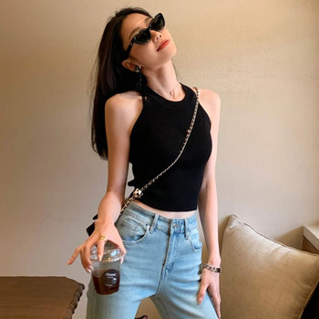 Trendy Halter Neck Camisole with Built-In Bra Pads, Stylish Back Design, Suitable for Outerwear in Summer 2025