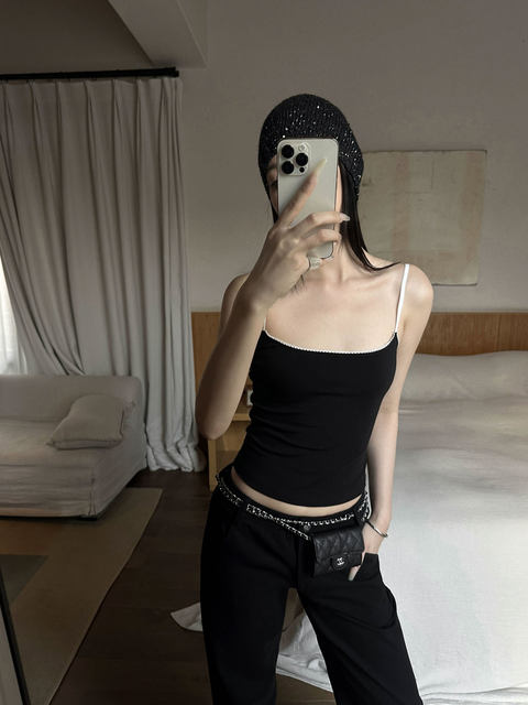 Pure Desire Style Contrasting Lace Camisole for Women 2025 Summer New Sexy Backless Hot Girl Inner Wear Outerwear Top