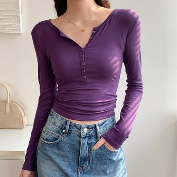 Tight-Fitting, Slimming Base Shirt in a Hot Girl Style, Autumn and Winter American Retro Style, Unique Shoulder Design, Slim Fit, Long-Sleeved Top for Layering