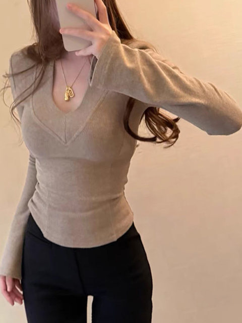 Hong Kong Style Mature V-Neck Flared Long-Sleeve T-Shirt for Women, Autumn and Winter Pure Desire Sexy Fishbone Waist-Cinching Regular Shoulder Base Layer Top