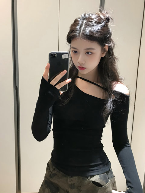 Stylish One-Shoulder Long-Sleeve T-Shirt for Women, Autumn/Winter 2025 New Model, Slim-Fit, Sexy Off-Shoulder Base Top