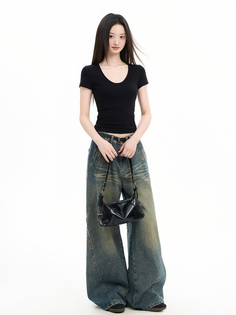 Black U-Neck Short-Sleeve T-Shirt for Women, Summer Sexy Low-Neck Revealing Collarbone, Slim Fit, Regular Shoulder, Slimming Base Shirt Top