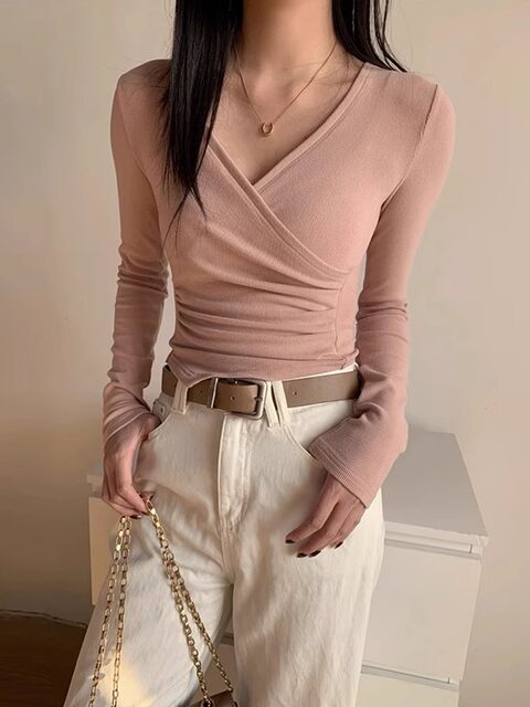 Irregular Cross V-Neck Long-Sleeved Knitwear for Women Early Spring 2025 New Slim-Fitting Short Style Inner Layering Shirt Top