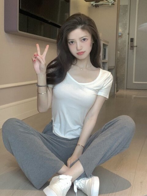 Pure Lust Style Exposed Collarbone Large V Neck Short-Sleeved Right Shoulder T-Shirt for Women Summer Modal Elastic Thin Slim Fit Top