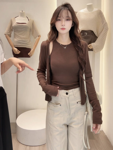 Early Autumn Korean Style Slimming Vest Cardigan Two-Piece Set for Women 2025 New Trendy Salt Girl Fashionable Light Mature Top Set