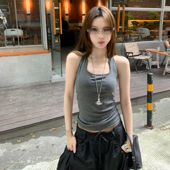 Striped Halter Neck U-Neck Tank Top for Women, Summer Sweet and Spicy Style, Slim Fit, Stylish Design with Chest Pads, Short Top