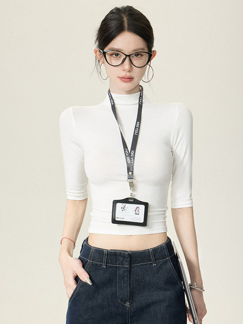 Half-High Collar T-Shirt for Women, Spring and Autumn, Pure and Sexy Style, Slim Fit, Elegant and Versatile, Mid-Sleeve Base Shirt Top