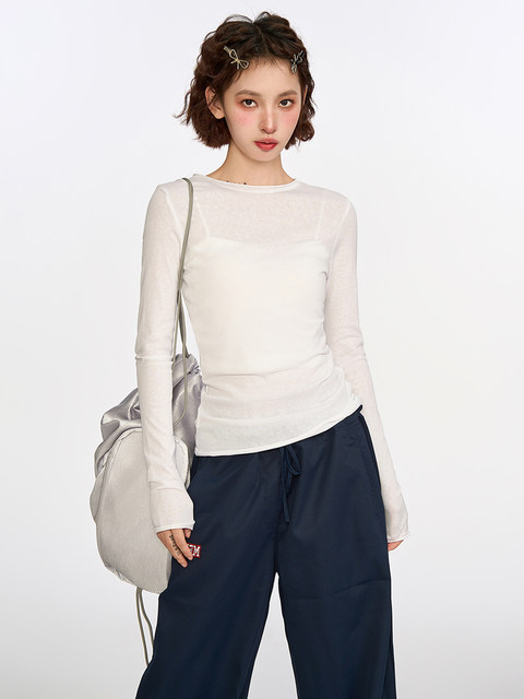 White Semi-Sheer Long-Sleeve T-Shirt for Women, Suitable for Summer, Spring, and Autumn, Thin Sunscreen Cover-Up, Slim Fit, Versatile Base Layer Top