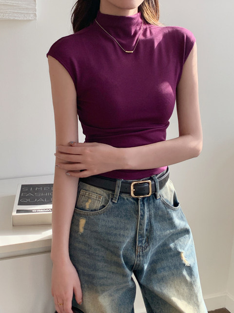 Sleeveless Top for Women, Summer 2025 New Thin Style, Regular Shoulder, Outerwear, Slim Fit, High-Neck T-Shirt for a Trendy Look