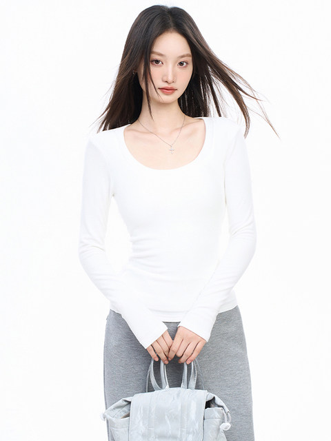 2025 Korean Style U-Neck Long-Sleeve T-Shirt for Women, Spring, Autumn, and Winter, Sexy Tight-Fitting Low-Neck Exposed Collarbone Inner Layer Base Shirt Top