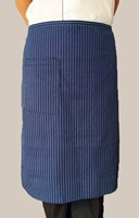 Синий и белый полосатый фартук