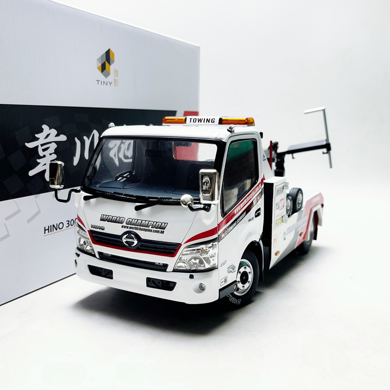 Tiny Microscale 1/18 Hino 300 Hong Kong Wei Chuan Tow Truck Road Rescue Vehicle Alloy Model Car