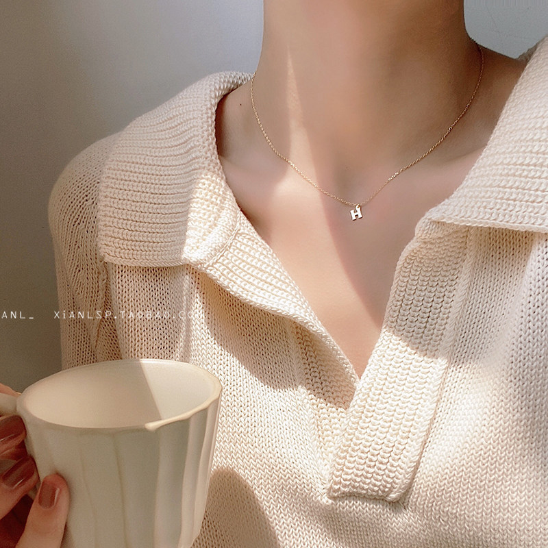 h letter necklace Female tide net red ins cold wind niche design sense Simple small lock decoration clavicle chain accessories