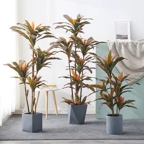 Большой северный европейский симулятор красные деревья бонсай фальшивые зеленые растения