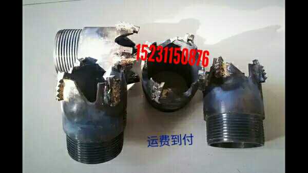 Geological Exploration Drilling Machinery Red Rock Drill Bit with Pineapple Goat Horn Drill Clay Rock Alloy Drill