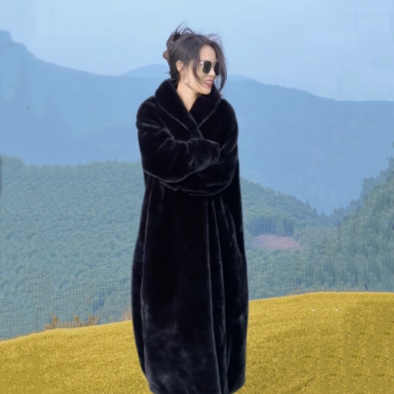 2025 Winter New Faux Mink Fur Over-The-Knee Coat, Thickened, Warm, Loose, Elegant, Eco-Friendly Fur Long Trench Coat 2025 Winter New Faux Mink Fur Over-The-Knee Coat, Thickened, Warm, Loose, Elegant, Eco-Friendly Fur Long Trench Coat