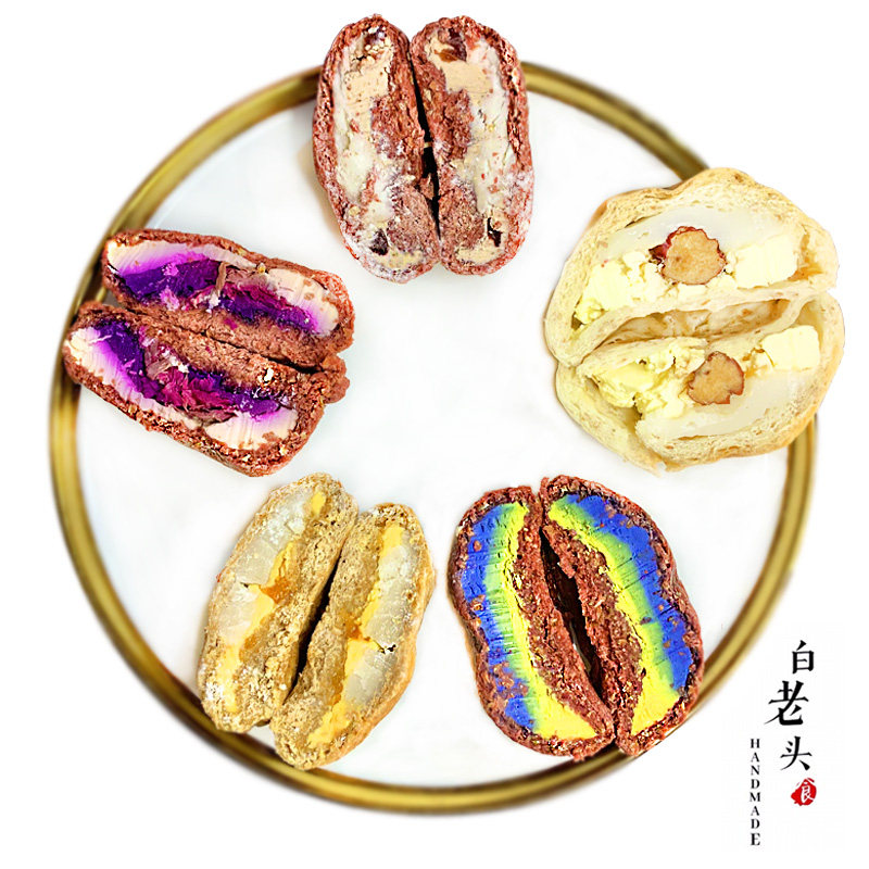 White old man handmade sugar-free oil-free whole wheat bread coarse grain breakfast no added multigrain fitness European bag light food substitute