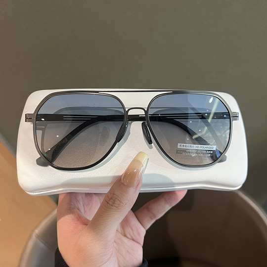 Aviator sunglasses for men, large frame, face-showing, small toad mirror, 2025 new driving sunglasses, anti-UV