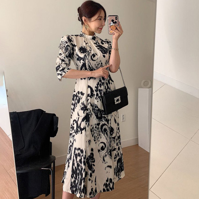 Korean chic early spring retro elegant stand collar slim waist puff sleeve mid-length abstract print dress women