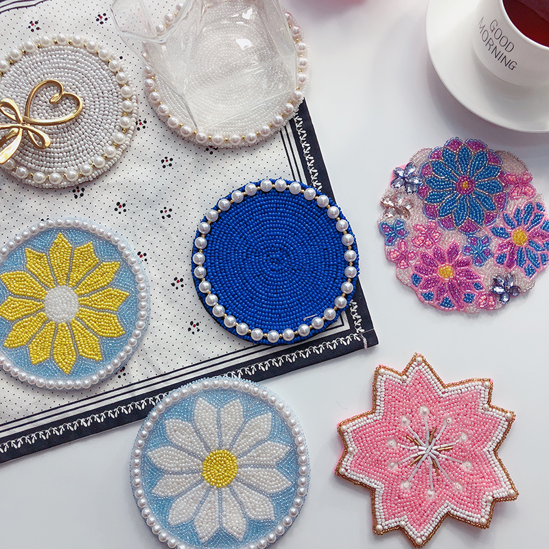 Foreign trade afternoontea handmade pearl side small daisy beads cup cushion string beads heat insulation mat day zakka