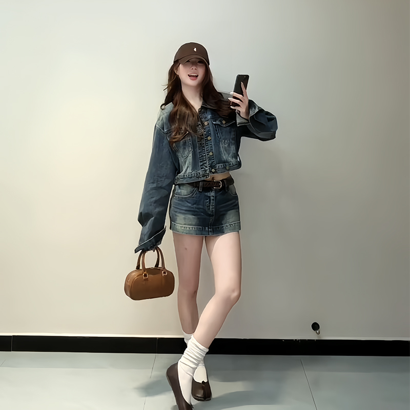 Autumn Retro Casual Hot Girl Washed Vintage Denim Jacket and Skirt Set for Women, Early Autumn Korean Style Outfit Complete Set Autumn Retro Casual Hot Girl Washed Vintage Denim Jacket and Skirt Set for Women, Early Autumn Korean Style Outfit Complete Set