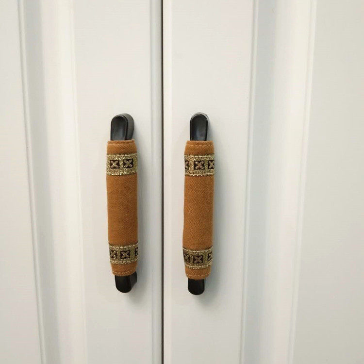 New door handle Anti-collision cushion protective sleeve Child safety door handle sleeve baby cabinet drawers Crashworthy