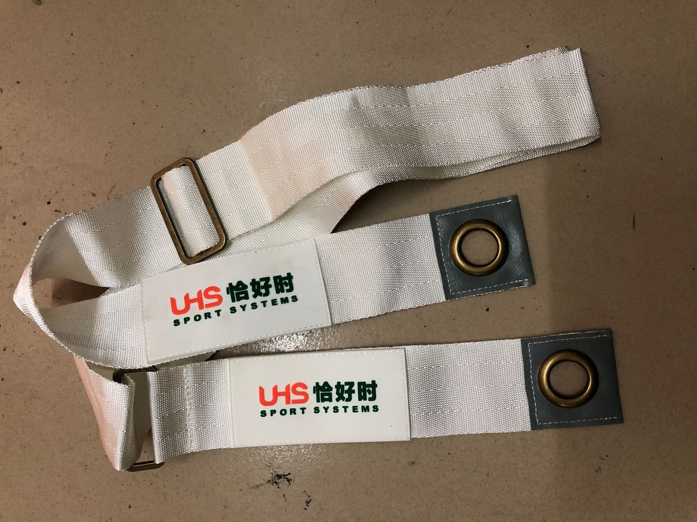 Upman-horse is just right, the center belt of the tennis net, the middle belt, the thick game type, the length can be adjusted