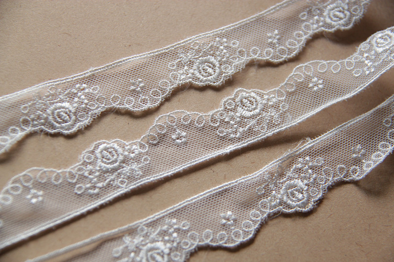 A9D11 handmade DIY clothing accessories day version lace small rose web yarn embroidered lace width 2cm