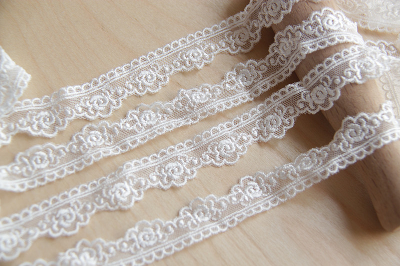 D26J4 Handmade DIY Garment Accessories Japanese Cotton Mesh Silk Lace Small Rose Mesh Embroidery Lace Width 2cm