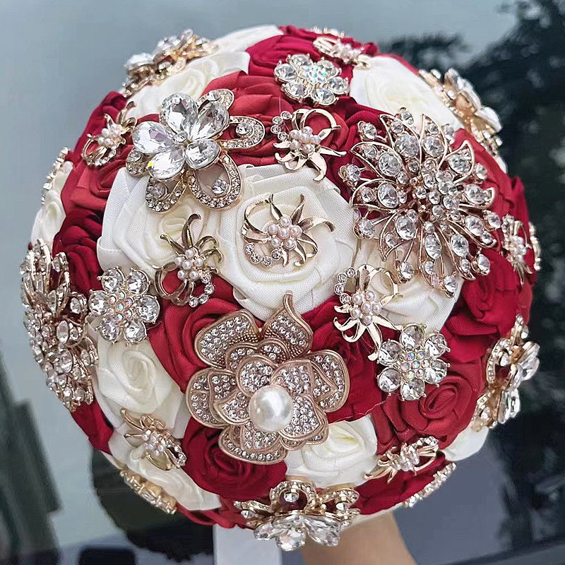 Customized bride wedding hand with pearl cloth wedding celebration girlfriend marriage license gift shoot bouquet