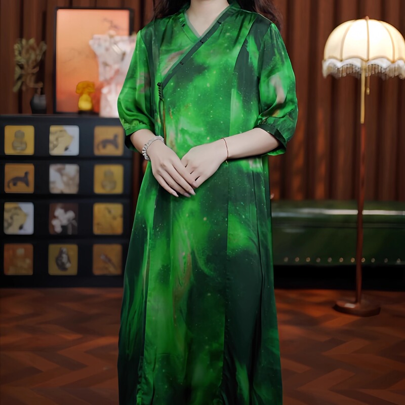 Starry Sky (Green) Vintage Women's V-Neck New Style Patchwork Long Dress