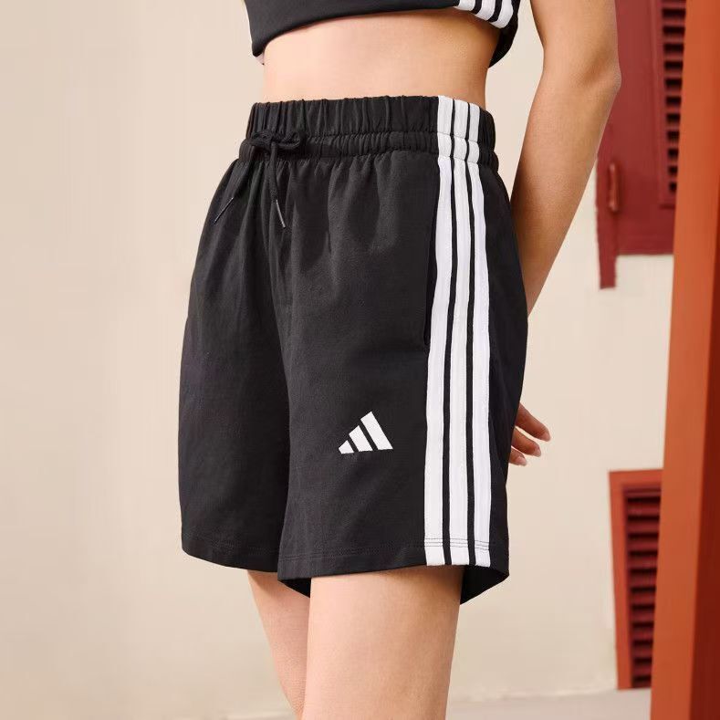 Adidas/Adidas Striped Lace-Up Comfortable Three-Quarter Sports Casual Shorts for Women Black Jd0908 Adidas/Adidas Striped Lace-Up Comfortable Three-Quarter Sports Casual Shorts for Women Black Jd0908